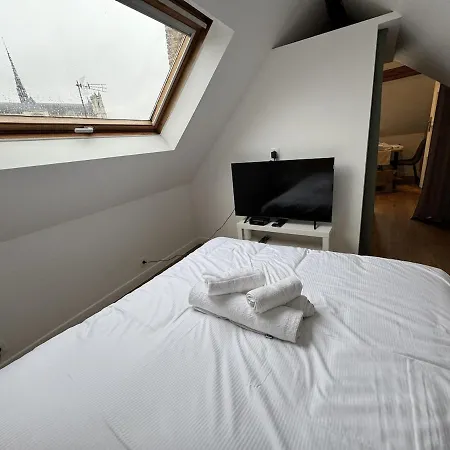 T2 Vue Cathédrale *